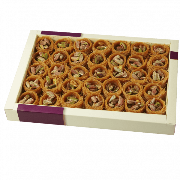Vogelnest mit Pistazien